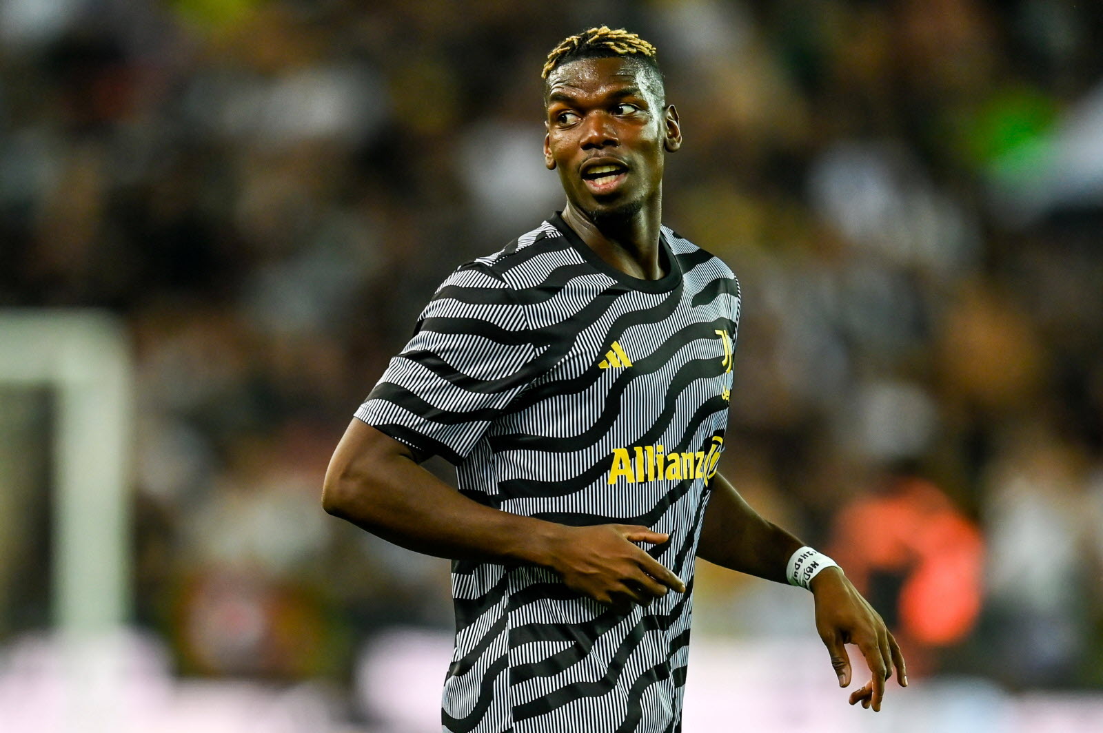 paul-pogba-suspension-monde-du-football-secoué paul-pogba-suspension-monde-du-football-secoué