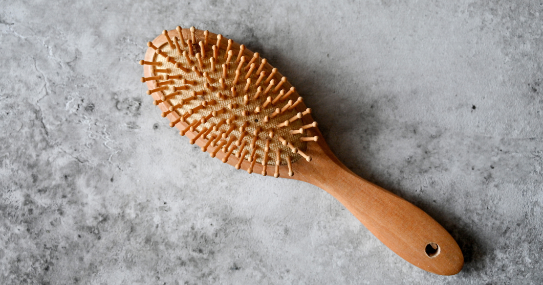 brosse-cheveux brosse-cheveux